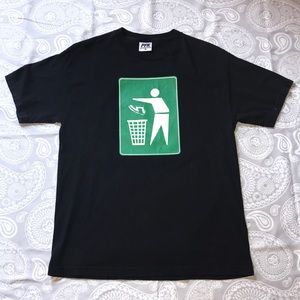 Sneakerhead Re-up Re-sell Regret T-Shirt - MEDIUM